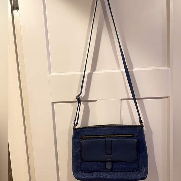 Fossil Blue Leather Crossbody Messenger Style Purse with front snap pocket - Picture 3 of 16